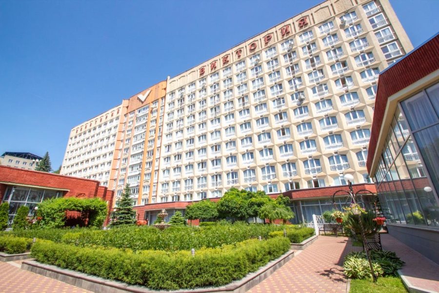 Главный корпус в санатории «Виктория» в Кисловодске - фотография