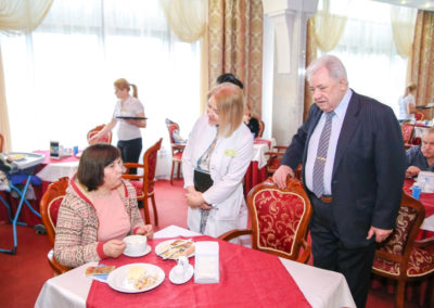 Красный зал «Рубин» в санатории «Виктория» в Кисловодске - фотография