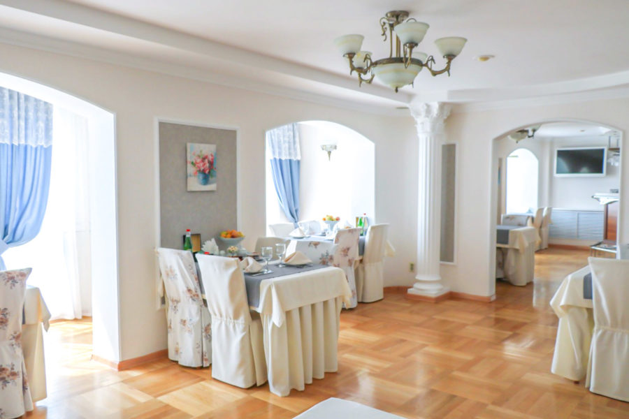 Ресторан в санатории «Виктория» в Кисловодске - фотография