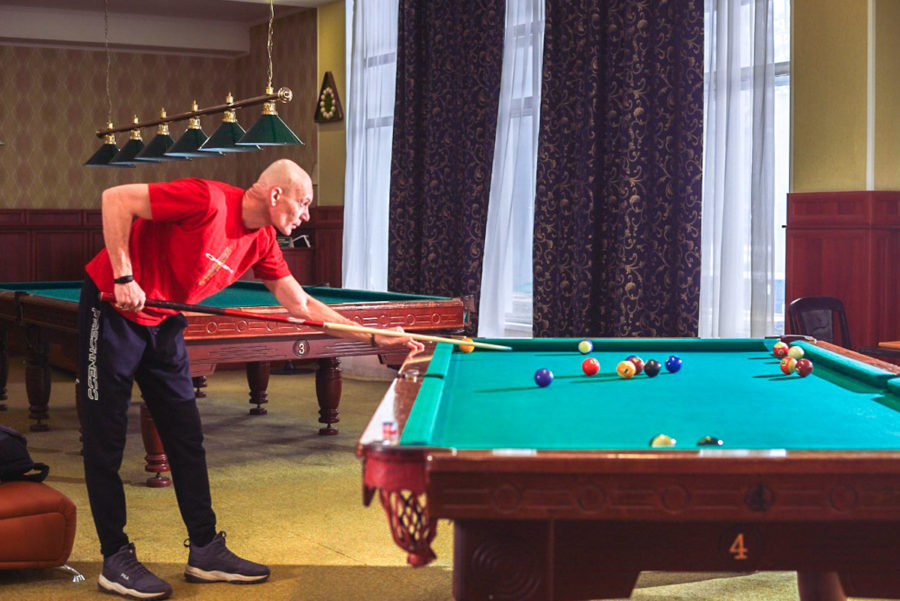 Бильярд в санатории «Виктория» в Кисловодске - фотография