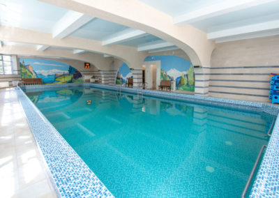 Бассейн в санатории «Виктория» в Кисловодске - фотография