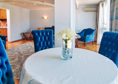 Номер «Люкс ПК» 2 местный 2 комнатный в санатории «Виктория» в г. Кисловодске - фотография