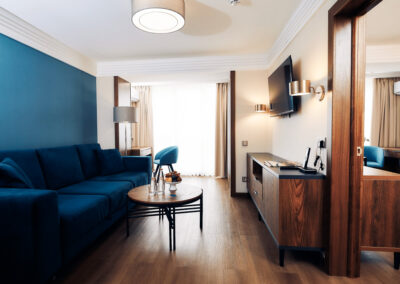 Номер «Премьер» 2 местный 2 комнатный в санатории «Виктория» в г. Кисловодске - фотография