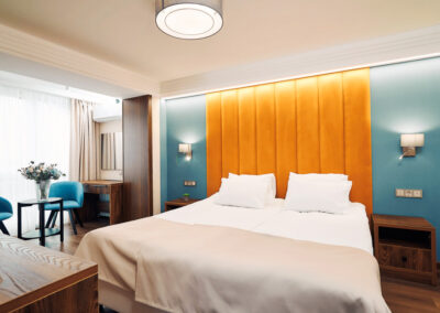 Номер «Премьер» 2 местный 2 комнатный в санатории «Виктория» в г. Кисловодске - фотография