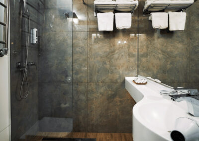 Номер «Премьер» 2 местный 1 комнатный в санатории «Виктория» в г. Кисловодске - фотография