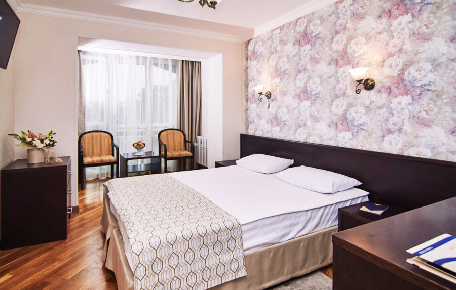 Номер «Стандарт» 2 местный 1 комнатный в санатории «Виктория» в г. Кисловодске - фотография